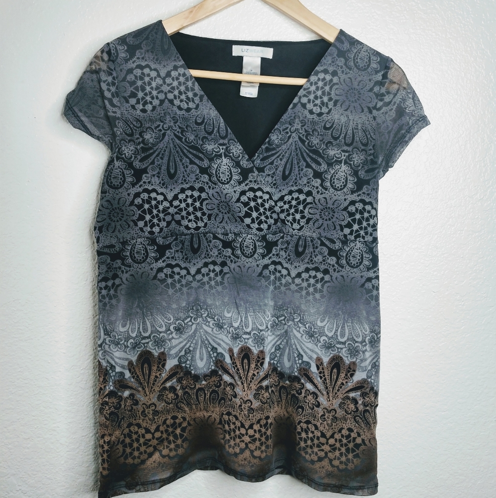 Lizwear by Liz Claiborne, Sheer V neck, Medium